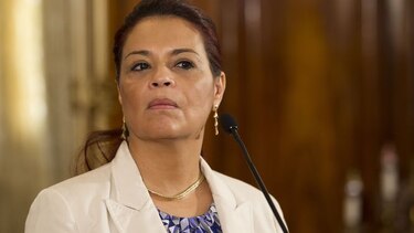 Ex vicepresidenta Roxana Baldetti se defiende de acusaciones