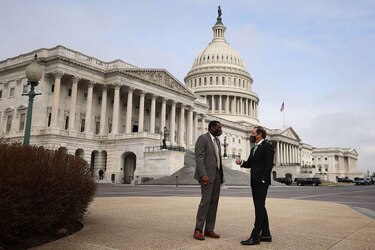 Cámara Baja de Estados Unidos aprueba leyes migratorias para ‘dreamers’ y trabajadores agrícolas