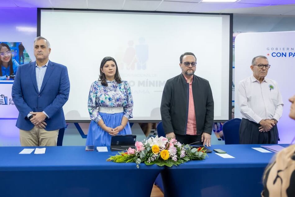 Salario mínimo: sindicatos esperan más de $900 mientras empresarios alertan sobre la economía