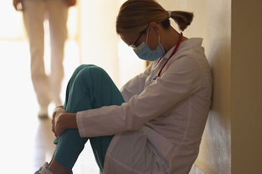 Pagos pendientes desde 2020: la CSS admite atrasos con médicos internos y residentes