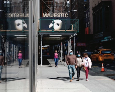 Salas de Broadway en Nueva York exigirán vacuna