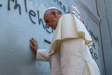 Israelíes y palestinos aceptan invitación papal