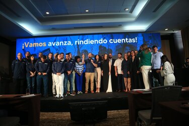 Vamos rinde cuentas y fija prioridades legislativas: carrera administrativa, reformas educativas y agua potable