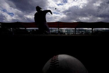 MLB ordena usar cronómetros para apurar a los lanzadores en la pretemporada