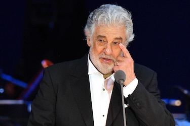 Plácido Domingo dice que sus disculpas dieron una ‘falsa impresión’