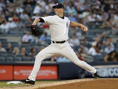 Happ y Yankees concretan contrato por dos campañas