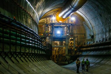 Tuneladora Panamá, que excava la Línea 3 del Metro, está próxima a salir al pozo de Balboa