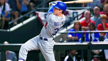 Dodgers avanzan con barrida