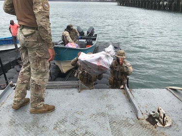 Senan se incauta de mil 241 paquetes de supuesta droga al sur de la isla Otoque
