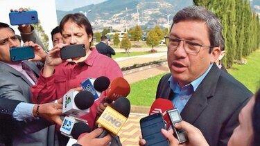 Exigen intercambio de prisioneros para liberar a reporteros