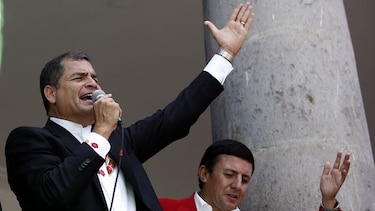 Rafael Correa retira proyectos que causaron protestas
