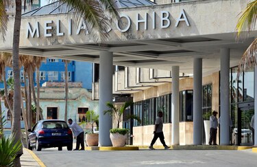La cadena hotelera española Meliá cesa toda sus operaciones en Cuba a partir del viernes