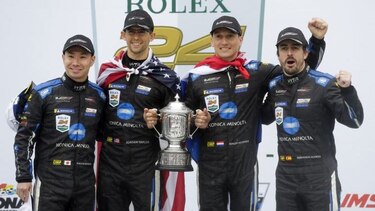 Fernando Alonso gana las 24 Horas de Daytona
