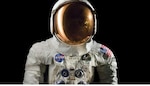 Museo de EU busca $500 mil para restaurar el traje de Neil Armstrong