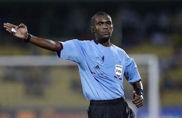 Árbitros africanos, suspendidos por corrupción