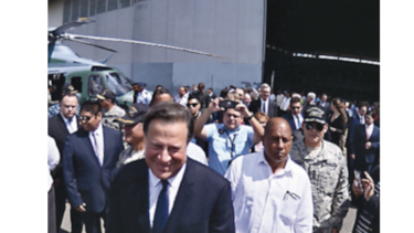 Destituyen a seis escoltas de Varela