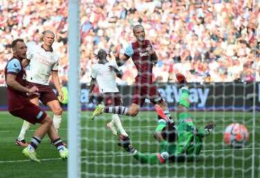 El City mantiene el pleno de victorias; Liverpool, Tottenham y Brighton también ganaron