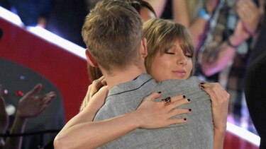 Taylor Swift y Calvin Harris rompen amistosamente