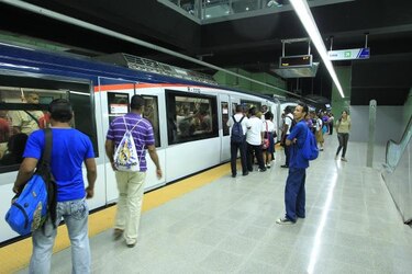 Sancionan a usuario del Metro con $300