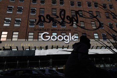 Google suspenderá contribuciones a legisladores que cuestionaron la elección de Joe Biden