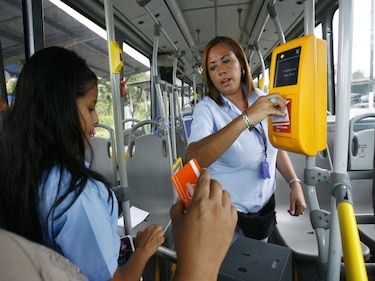 Estudiantes deben activar tarjeta para uso del Metro Bus
