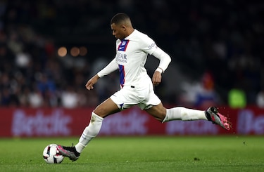 Kylian Mbappé no ejerce su opción de renovación automática hasta 2025 con el PSG