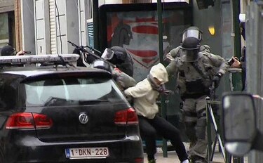Bélgica extradita a Francia al sospechoso clave de los atentados de París