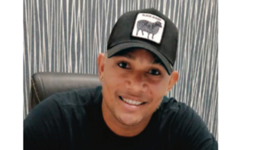 Panameño Ronaldo Dinolis ficha con el Real España de Honduras