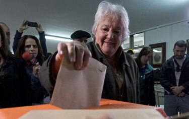 Esposa de Mujica sufre revés en las elecciones municipales de Uruguay
