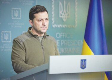 Zelenski asegura que Rusia ataca blancos civiles y fustiga a potencias occidentales
