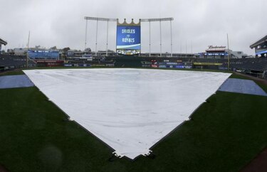 Tercer juego entre Reales y Orioles es pospuesto por lluvia