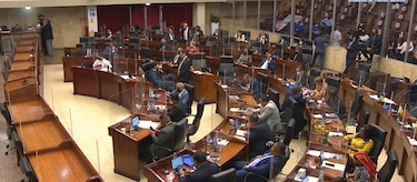 Asamblea aprueba  fideicomiso para  compensar alza de combustibles