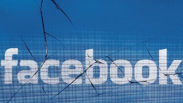 Facebook escuchaba y transcribía conversaciones de usuarios