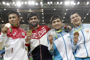 Mudranov le da a Rusia su primer oro de Rio