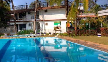 Ofrecen recompensa de $5 mil para conocer quién puso tiburón en una piscina