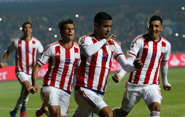 Paraguay supera a Brasil en los penaltis y pasa a las semifinales