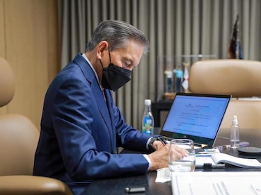 En viernes 13 y en medio de goles, Cortizo cambió las reglas electorales