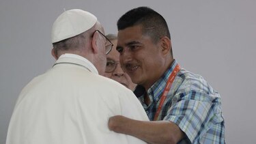 El papa Francisco pide verdad y justicia para las víctimas del conflicto armado