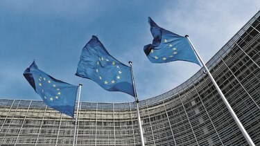 La industria de bienes y servicios europea muestra signos de vida