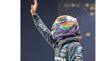 Ecclestone cree que Hamilton tiene la experiencia de su lado