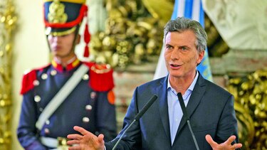 Juez ordena investigar propiedades de Macri