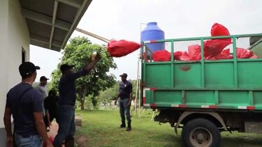 Así entierra la Alcaldía de Panamá a los muertos que nadie reclama