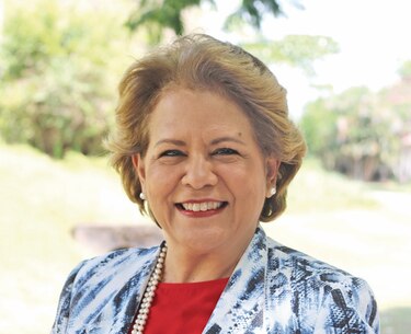 ‘La política controla el sistema educativo’: Carmen Broce