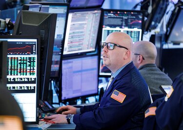 Acciones del Silicon Valley Bank se hunden por segundo día y lastran a sector