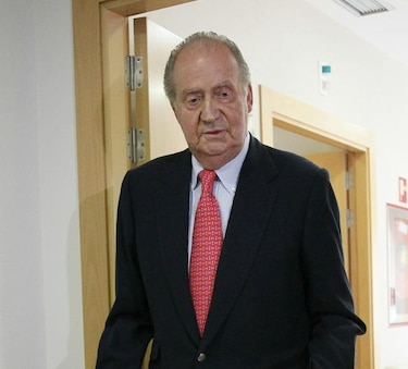 Rey de España sigue su recuperación tras operación de hernia discal