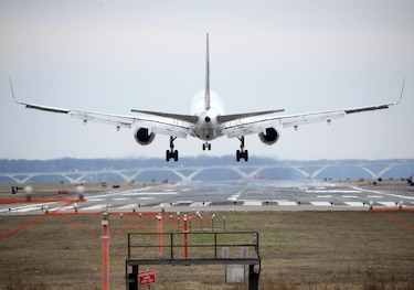 Aerolíneas temen pérdidas abismales por el coronavirus