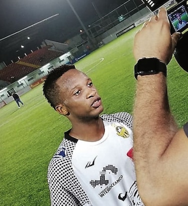 El campeón CAI consigue su primera victoria en el derbi