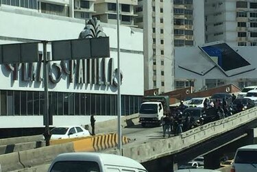 Fiscalía y PN revisan vehículo de prófugo capturado en la cinta costera