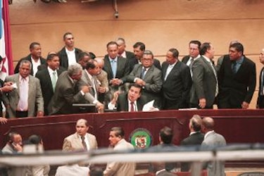 Asamblea ignoró su rol fiscalizador