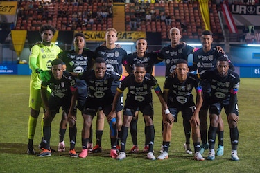 El CAI se lleva el derbi chorrerano y sigue firme en la Conferencia Oeste